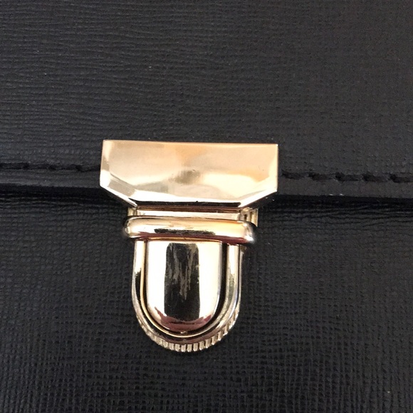 Roberta M crossbody purse. Excellent condition! - Picture 3 of 4